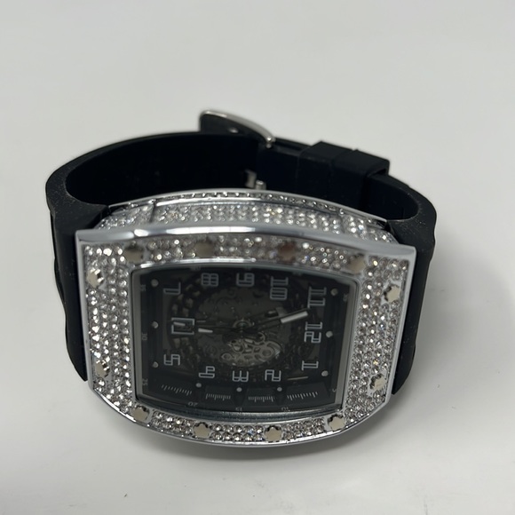 Mens leather strap cz diamond watch - Picture 5 of 6